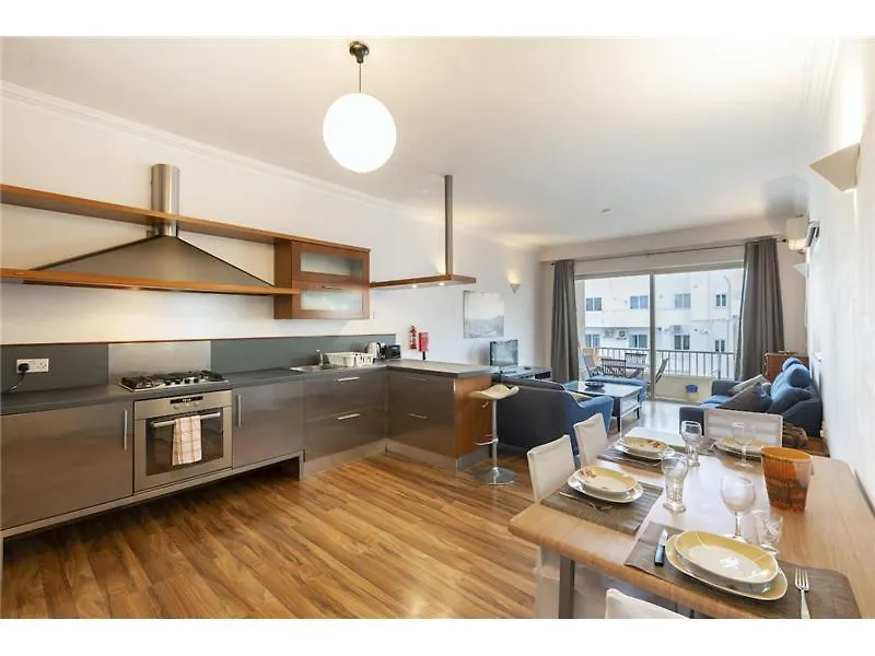 Sliema 2 Bedroom Apartment-Hosted By Sweetstay Malta