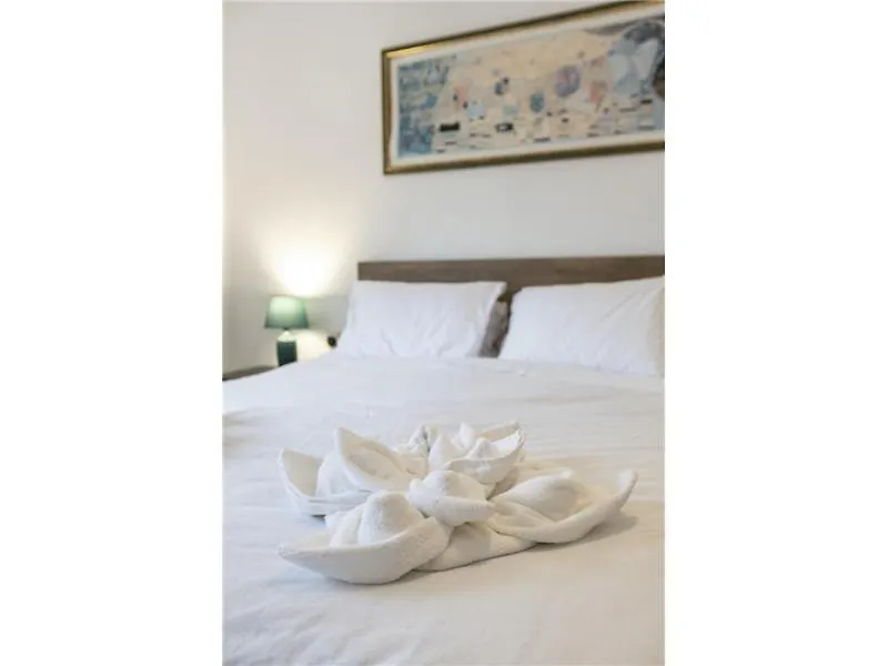 Sliema 2 Bedroom Apartment-Hosted By Sweetstay 0*,  Malta