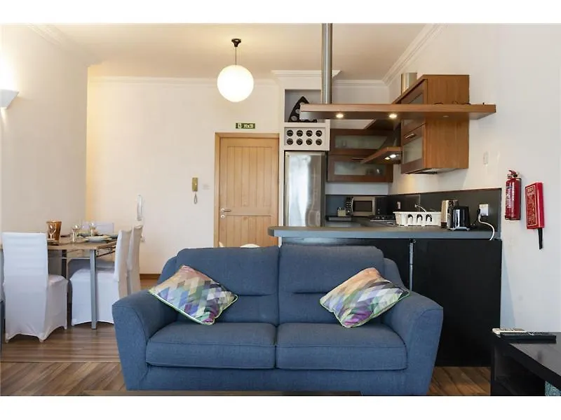 Sliema 2 Bedroom Apartment-Hosted By Sweetstay Apartment
